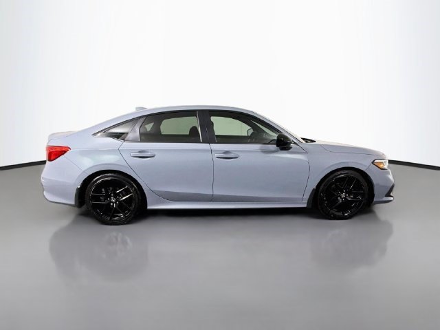 Used 2023 Honda Civic Sport image 11