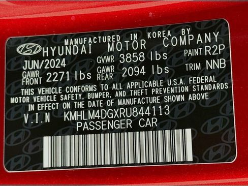 Certified 2024 Hyundai Elantra SEL image 29