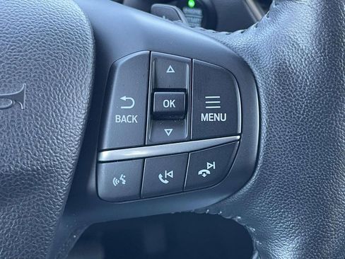 Used 2020 Ford Escape Titanium image 11