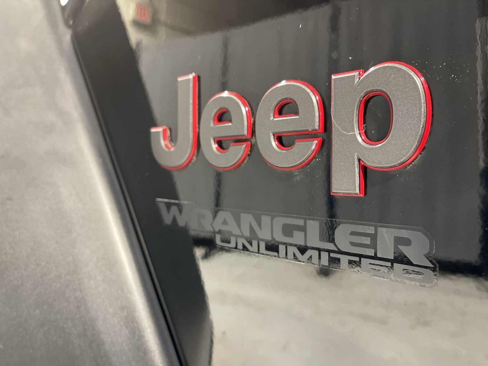 Used 2020 Jeep Wrangler Unlimited Rubicon w/ Dual Top Group AWD/4WD image 7
