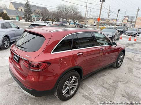 Used 2022 Mercedes-Benz GLC 300 4MATIC w/ Premium Package Lite image 5