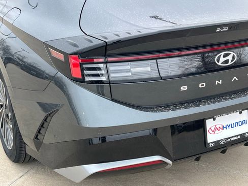 New 2026 Hyundai Sonata Limited image 12