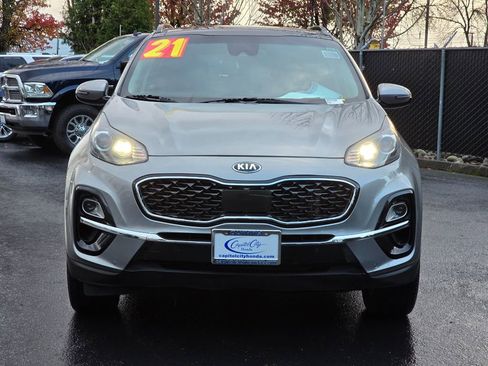 Used 2021 Kia Sportage EX w/ EX Technology Package image 2