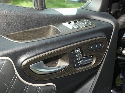 Used 2024 Mercedes-Benz Sprinter 3500 image 11