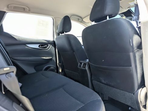 Used 2020 Nissan Rogue Sport S FWD image 30