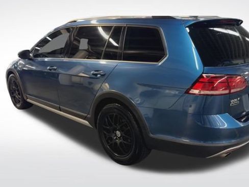 Used 2018 Volkswagen Golf Alltrack SE AWD/4WD image 7