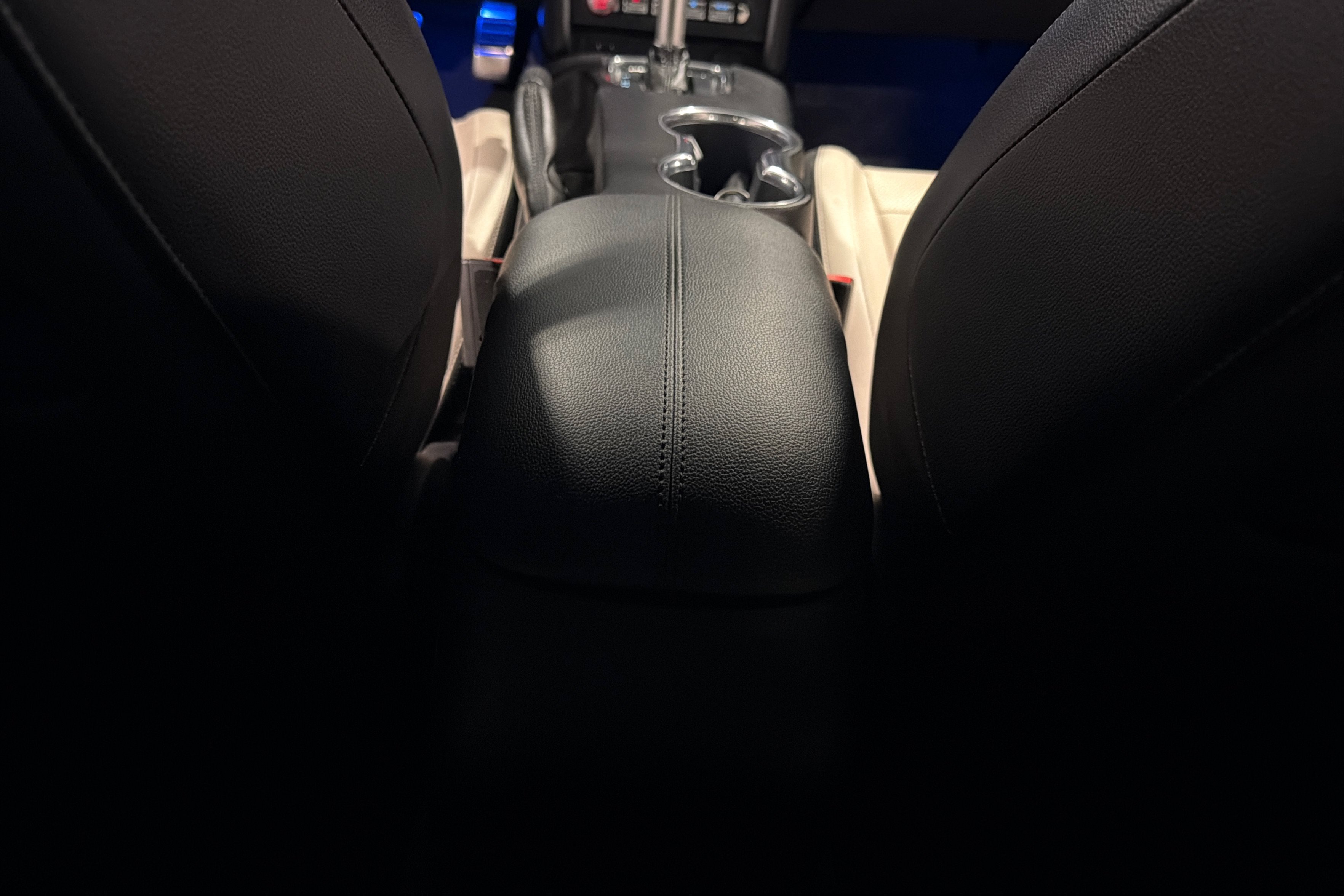Used 2018 Ford Mustang GT Premium RWD image 34