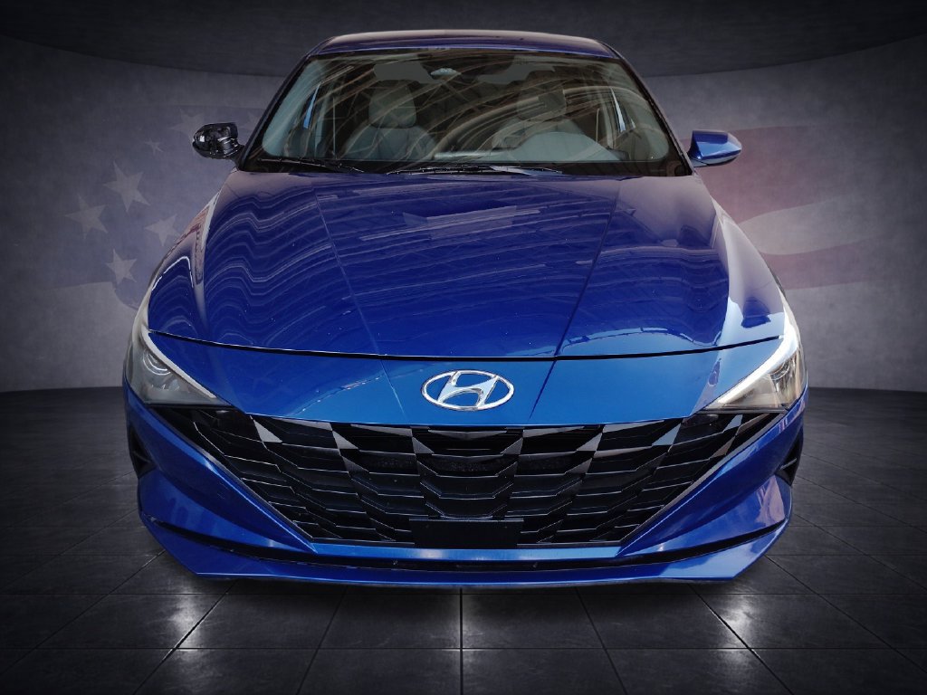 Used 2023 Hyundai Elantra SEL w/ Convenience Package FWD image 8