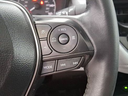 Certified 2024 Toyota Corolla SE w/ SE Premium Package FWD image 20