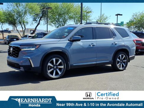 Certified 2025 Honda Pilot Touring image 1
