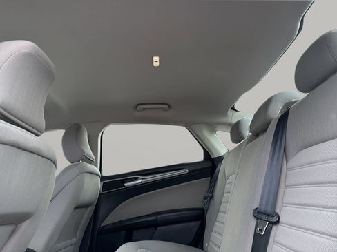 Used 2019 Ford Fusion S FWD image 16