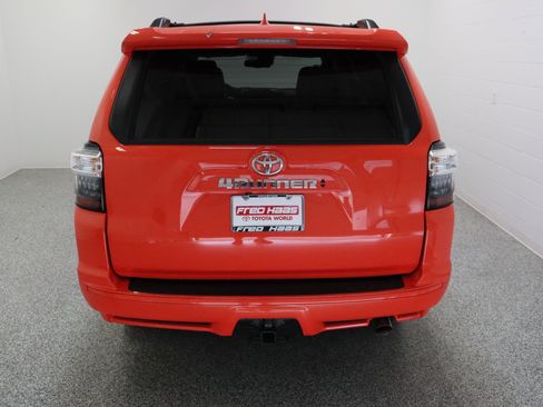 Used 2024 Toyota 4Runner TRD Sport w/ Technology Package AWD/4WD image 8