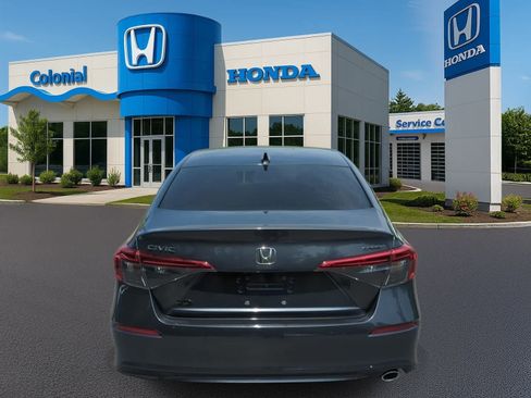 Used 2022 Honda Civic Sport image 5