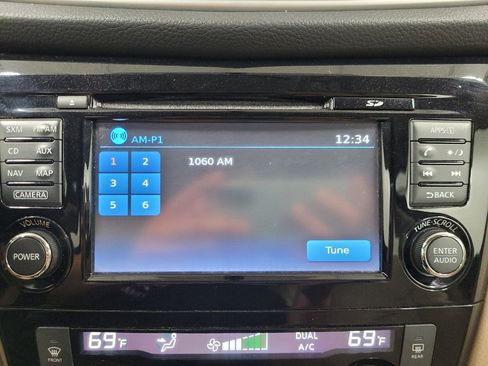 Used 2016 Nissan Rogue SL w/ SL Premium Package AWD/4WD image 25