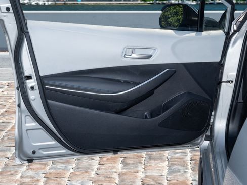 Used 2022 Toyota Corolla SE image 10