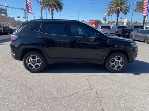 Used 2022 Jeep Compass Trailhawk w/ Trailhawk Elite Group AWD/4WD image 4