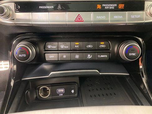 Certified 2023 Kia Stinger GT2 AWD/4WD image 8