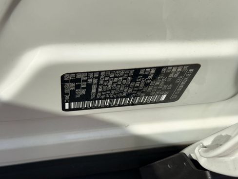 Certified 2021 Nissan Rogue SV AWD/4WD image 38