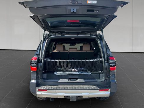 Used 2026 Toyota 4Runner Limited AWD/4WD image 19