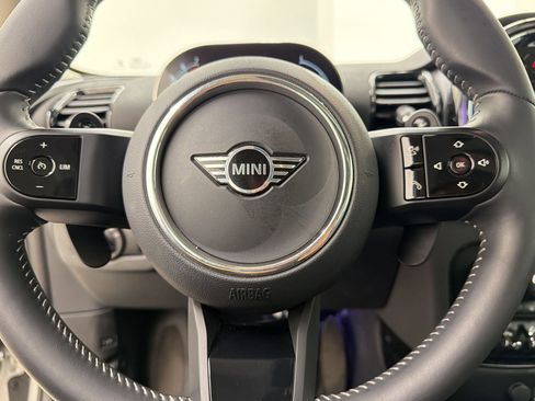 Used 2024 MINI Cooper Clubman S FWD image 17