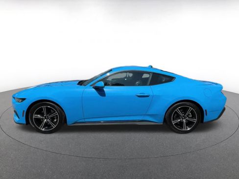 Used 2024 Ford Mustang Premium image 9