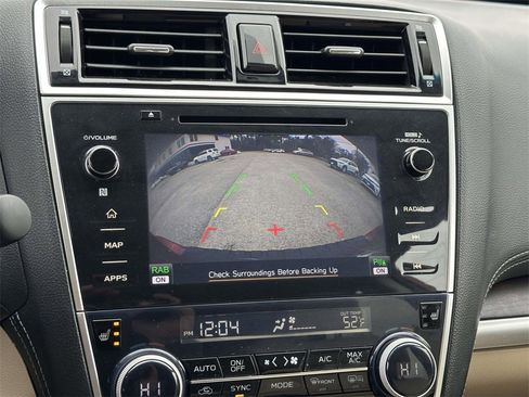 Used 2019 Subaru Outback 2.5i Limited w/ Popular Package #2 image 4