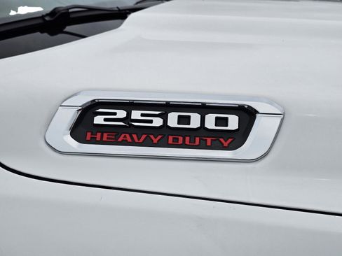 New 2026 RAM 2500 Tradesman AWD/4WD image 7