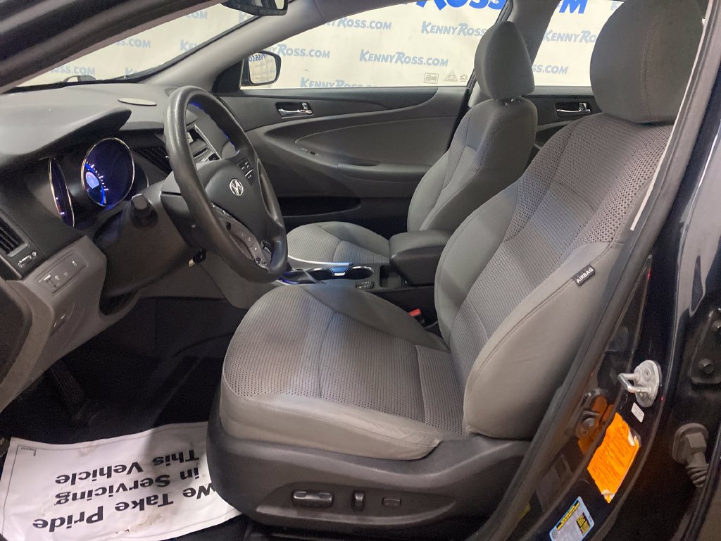 Used 2013 Hyundai Sonata GLS w/ Popular Equipment Pkg FWD image 8