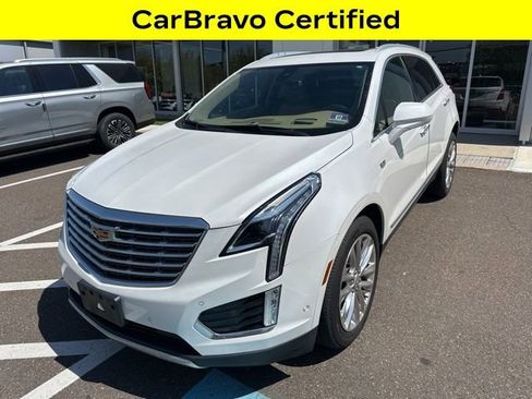Used 2018 Cadillac XT5 Platinum w/ Driver Assist Package AWD/4WD image 3