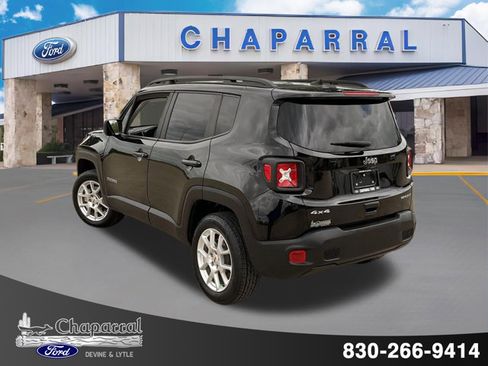 Used 2022 Jeep Renegade Sport w/ Sport Appearance Group AWD/4WD image 4