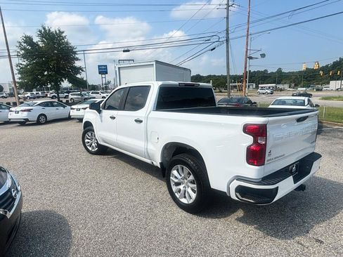 Used 2022 Chevrolet Silverado 1500 Custom RWD image 13