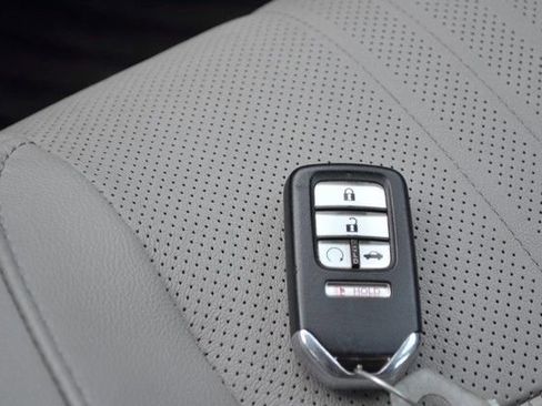 Used 2019 Honda Accord EX-L image 27