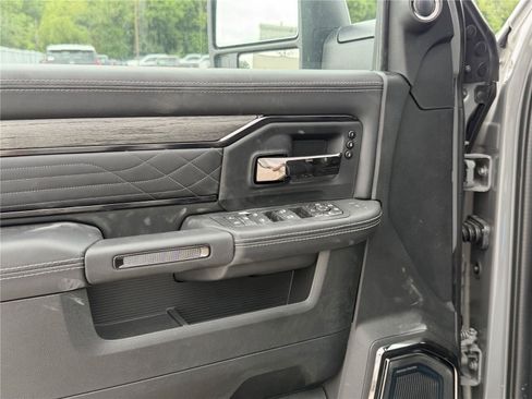 New 2026 RAM 2500 Limited AWD/4WD image 12