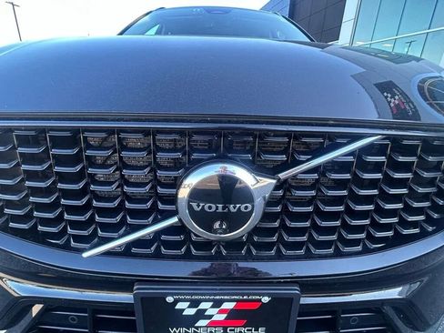 Used 2023 Volvo XC60 B6 Ultimate w/ Protection Package Premier AWD/4WD image 37
