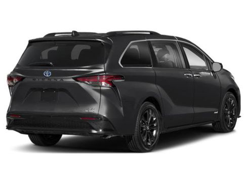 Used 2021 Toyota Sienna XSE w/ XSE Plus Package FWD image 5