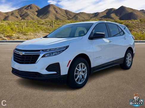 Used 2023 Chevrolet Equinox LS w/ Driver Confidence II Package image 2