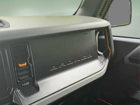 Used 2023 Ford Bronco Badlands AWD/4WD image 36
