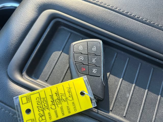 Used 2024 Chevrolet Tahoe Z71 w/ Luxury Package AWD/4WD image 39