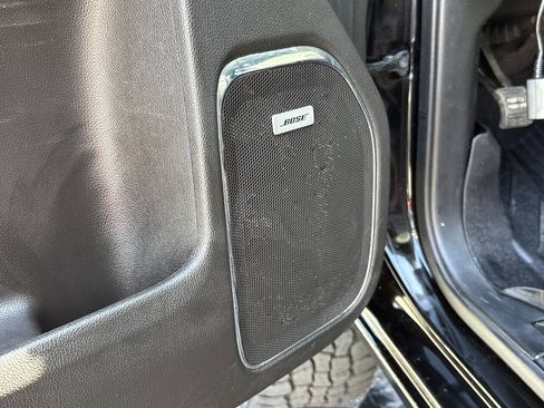 Used 2019 GMC Sierra 2500 Denali w/ Duramax Plus Package AWD/4WD image 33
