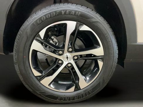 New 2026 Chevrolet Trax RS image 24