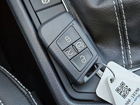 New 2026 Volkswagen Jetta SE image 21