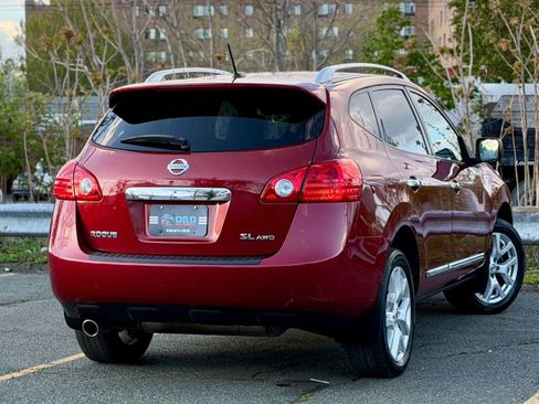Used 2013 Nissan Rogue SL AWD/4WD image 5