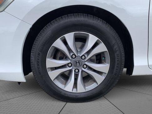 Used 2013 Honda Accord LX image 9