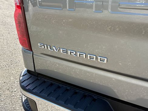 Certified 2025 Chevrolet Silverado 1500 LT AWD/4WD image 12