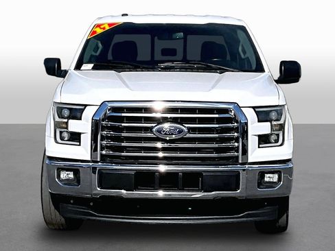 Used 2017 Ford F150 XLT w/ Equipment Group 302A Luxury image 3