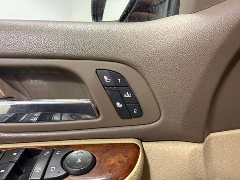 Used 2010 GMC Sierra 1500 SLT w/ SLT Convenience Package AWD/4WD image 10