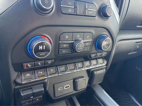 Used 2021 Chevrolet Silverado 1500 LTZ w/ LTZ Premium Package image 18