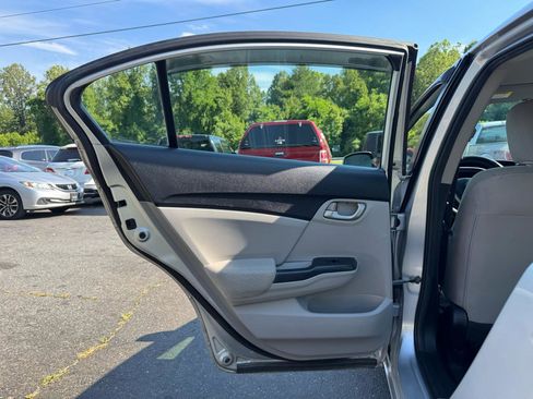 Used 2013 Honda Civic LX image 11