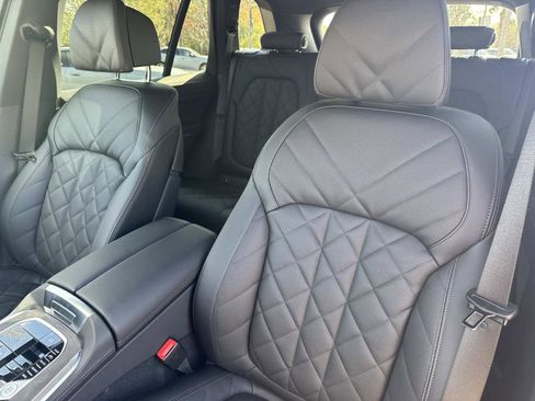 New 2026 BMW X5 M60i w/ Climate Comfort Package image 21