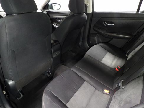 Used 2021 Nissan Sentra SR w/ Electronics Package image 11